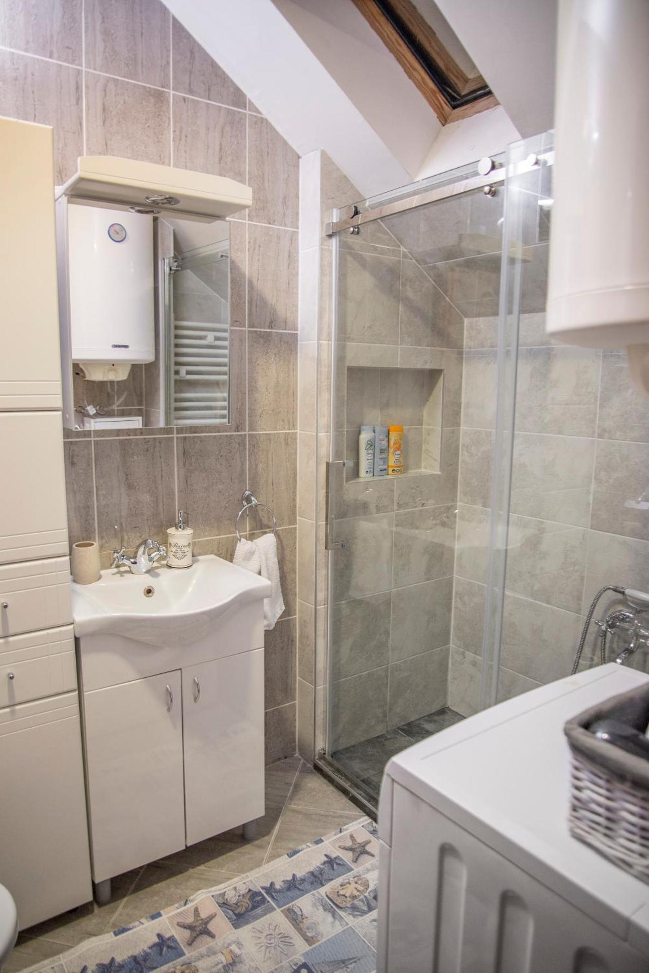 Apartman Gaga Lägenhet Novi Sad Exteriör bild